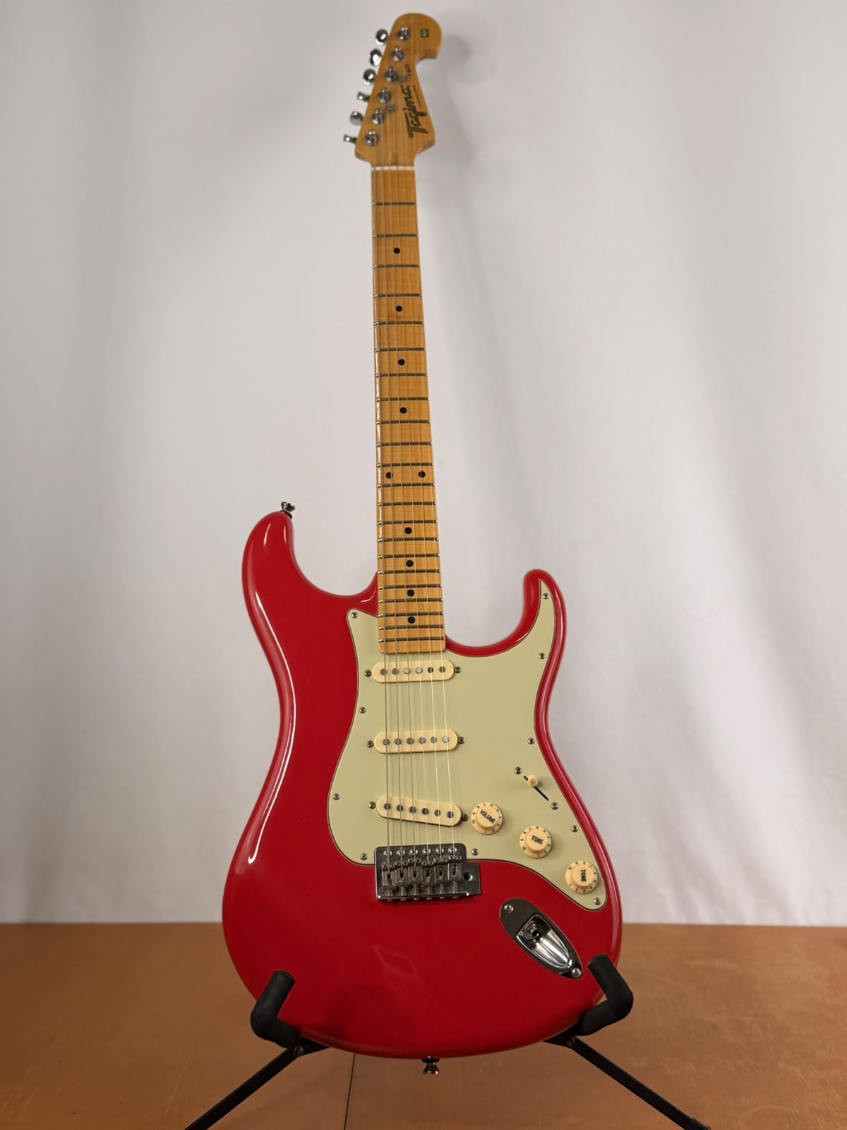 Guitar Elétrica Tagima T635 Stratocaster Made In Brazil #99 Destro Natural Pau-rosa