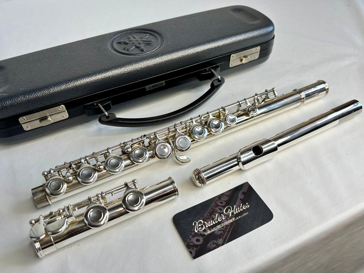 Flauta Transversal Yamaha 221 Silver / Made In Japan #195 Prata
