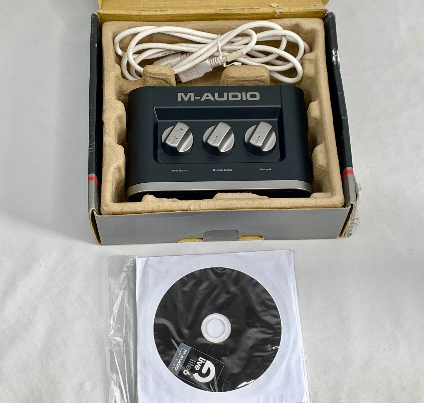 Interface M-audio Fast Track - Importado Usa #236 Preto 5v