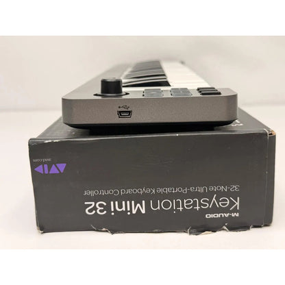 Controlador Midi M-audio Keystation Mini 32 Cinza