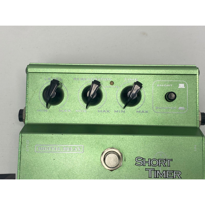 Pedal Rocktron Para Guitarra Delay Short Timer / Made In Usa Verde-claro