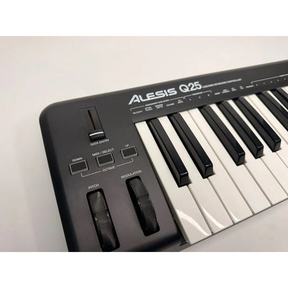 Controlador Midi Alesis Q25 25 Teclas Preto