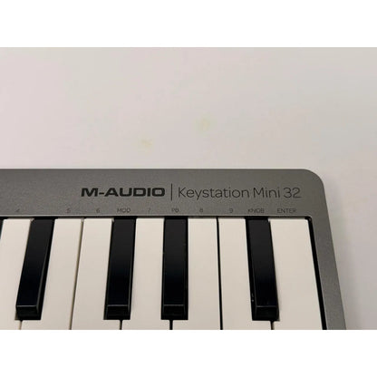 Controlador Midi M-audio Keystation Mini 32 Cinza