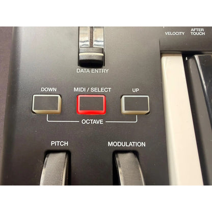 Controlador Midi Alesis Q25 25 Teclas Preto