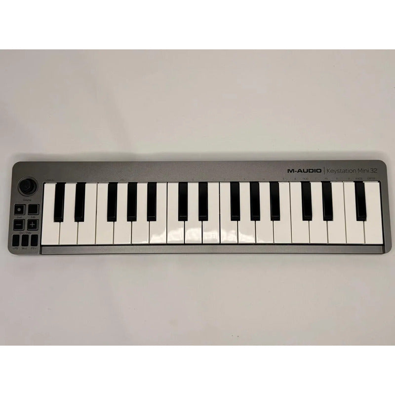 Controlador Midi M-audio Keystation Mini 32 Cinza