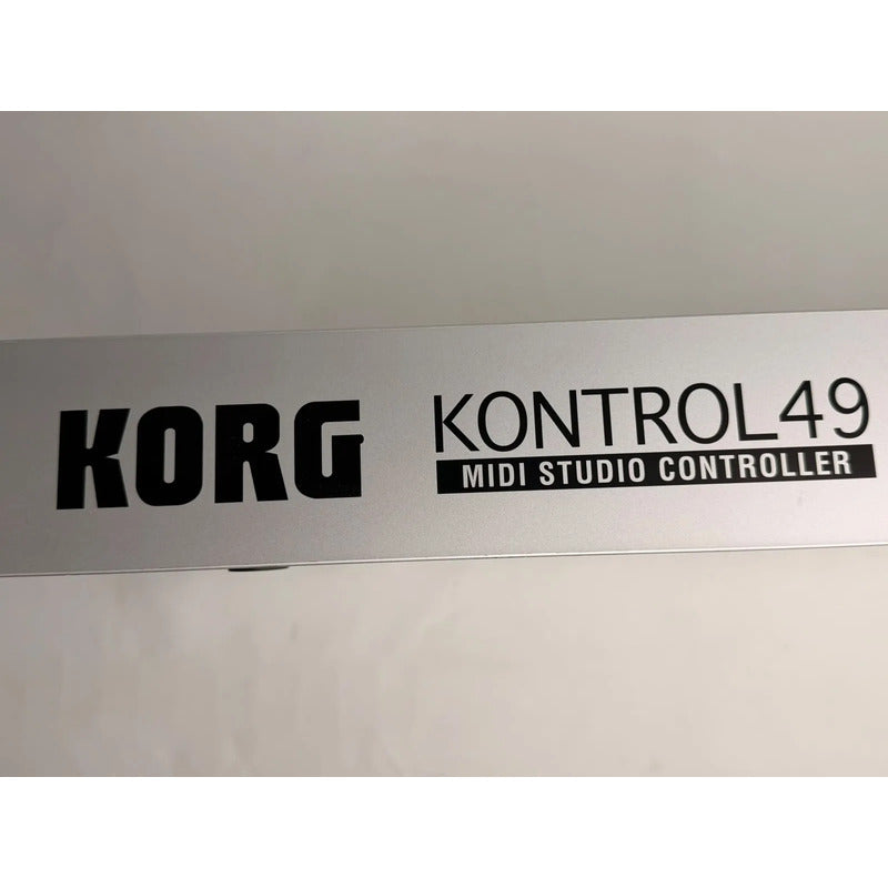 Korg Kontrol 49 Controlador Midi 49 Teclas Cinza