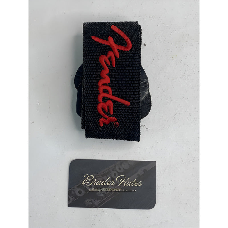 Correia Fender Classic Preta